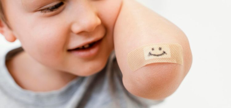 Jak skutecznie dbać o skórę dziecka z atopowym zapaleniem skóry?