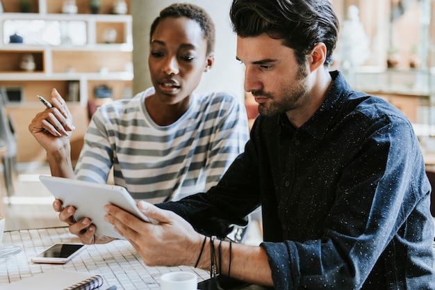 Jakie korzyści przynosi organizacja konferencji na łonie natury?