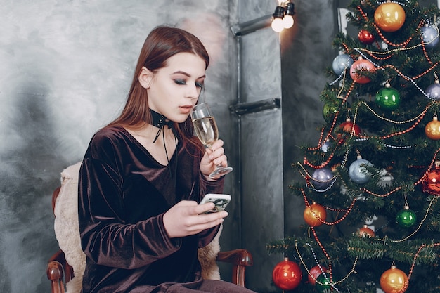 Kreatywne sposoby na eksponowanie win w domowej przestrzeni