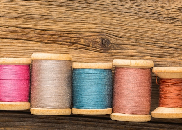 Jak wybrać idealną maszynę do szycia dla początkującego krawca?