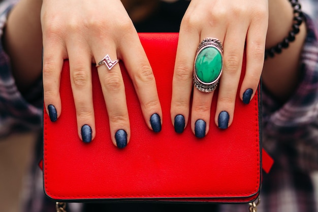 Jakie kolory paznokci będą królować w nadchodzącym sezonie?